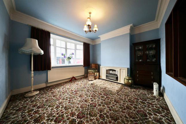 55, Swanland Road, Hessle photo 2