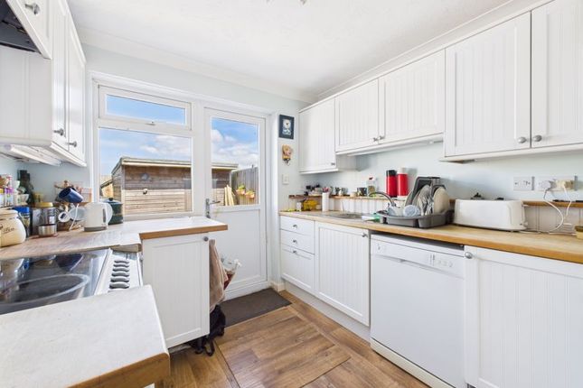 45, Tregrea Estate, Camborne photo 2