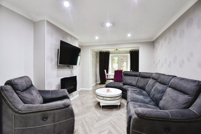21, Greenbank Road, May Bank, Newcastle photo 3