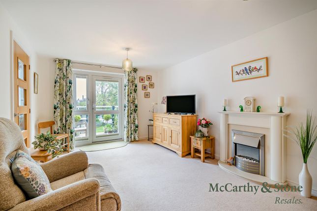 31 Holmcroft Court, Charlton Road, Shepton Mallet photo 2