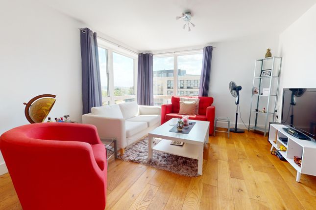 2-bed flat on 434, Altair House, Cardiff, £185,000