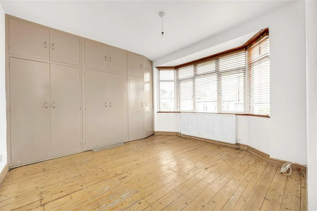 Terraced house for sale in Hatch Road, London