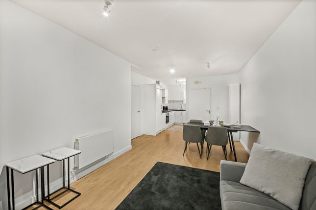 2f, Shelford Place, London photo 4