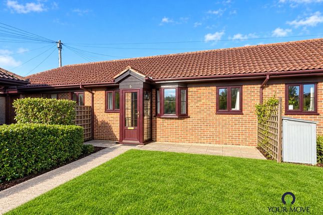 2-bed house on 5 Sussex Court,, Manor Way, Bognor Regis, £925/mo