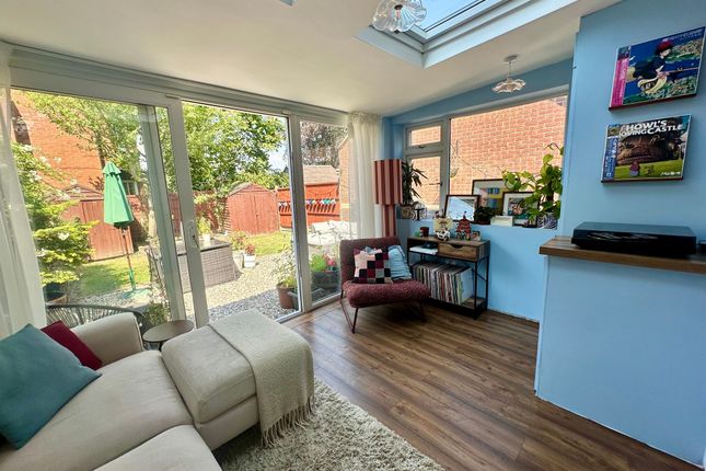 87 Thomas Road, Coalville photo 4