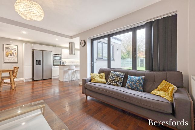 46, St. Kildas Road, Brentwood photo 4