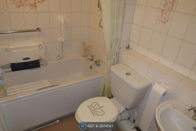Grosvenor Park, Pennhouse Avenue, Wolverhampton photo 5