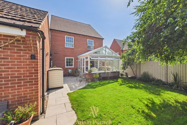 46 Jubilee Way, Hinckley photo 4