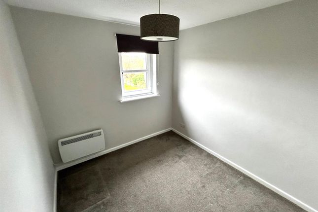 Terraced house to rent in London Road, Chippenham