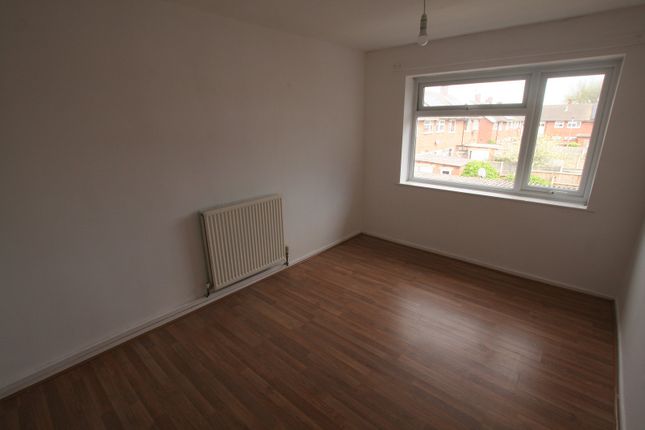 Flat for sale in Percival Road, Ellesmere Port, Cheshire.