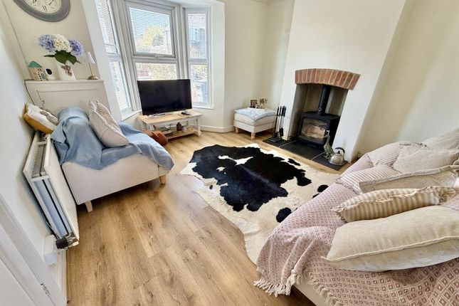 35, Camborne Grove, Yeovil photo 3