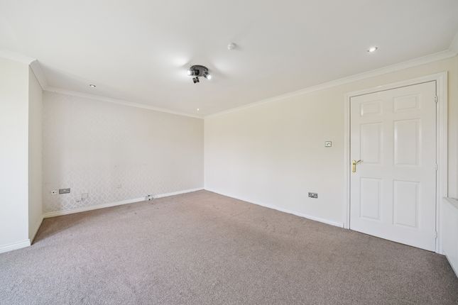 37, Langlook Road, Crookston photo 4
