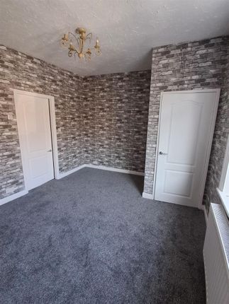 12, Leeds Road, Batley photo 4