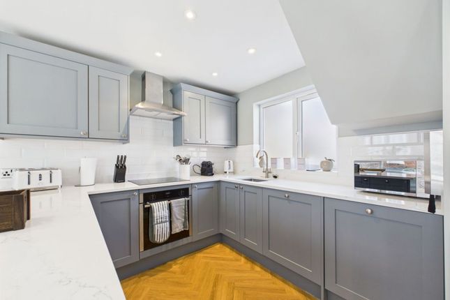 Sea Apartment, 6 Bridge Street, Whitby photo 3
