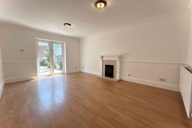 69 William Street, Carshalton photo 2