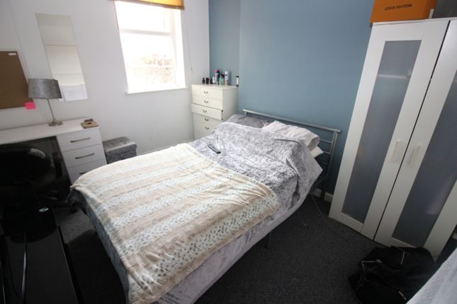 38, May Street, Cardiff photo 4
