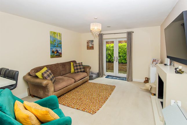 9, Kingsway Gardens, Ossett photo 4