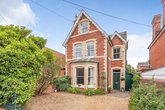 Thumbnail Detached house for sale in Hamilton Road, Reading, Berkshire