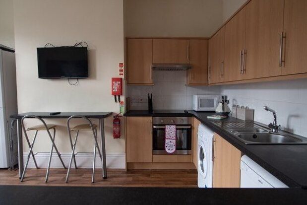 Room to rent in Ecclesall Road, Sheffield