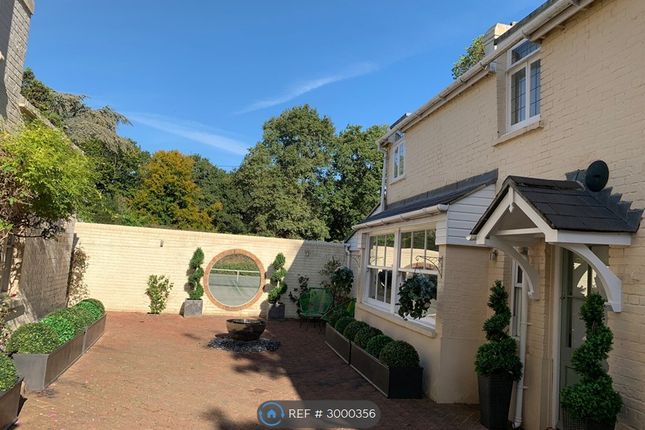 Tregenna, Kingston Hill, Kingston Upon Thames photo 5