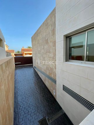Detached house for sale in Los Antolinos, San Pedro Del Pinatar, Murcia, Spain