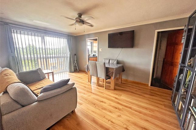 199, Baguley Crescent, Middleton photo 4