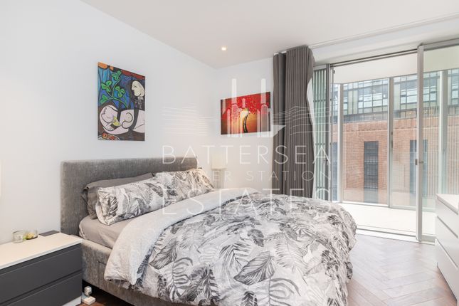 Flat to rent in L-000012, 8 Circus Road West, Battersea