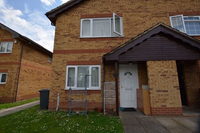 Thumbnail Terraced house to rent in Adrians Walk, Slough