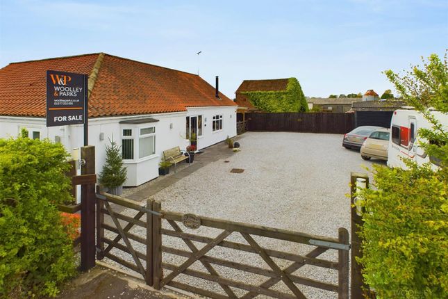 Detached bungalow for sale in Wansford Road, Driffield
