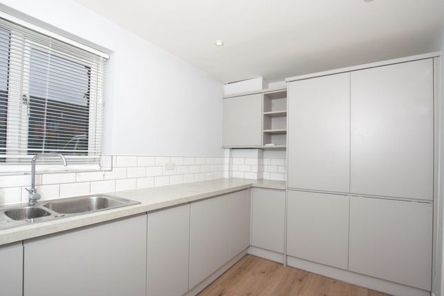 Flat to rent in Tweed Close, Berkhamsted