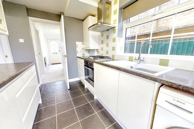 20, Longville, Milton Keynes photo 3