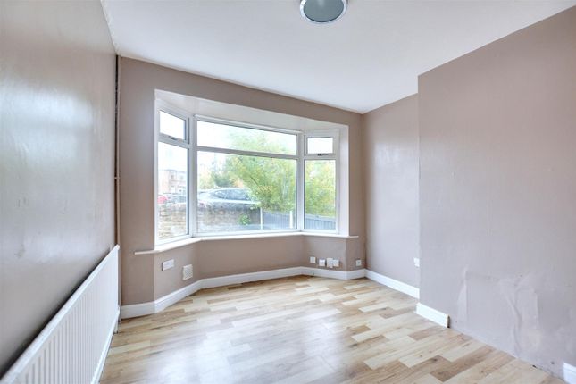 14, Maple Avenue, Nottingham photo 2