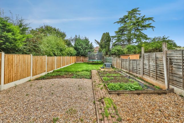 Alandene Avenue, Nottingham photo 4
