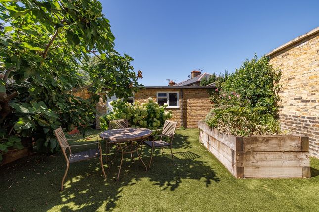 13 Cleveland Road, London photo 4
