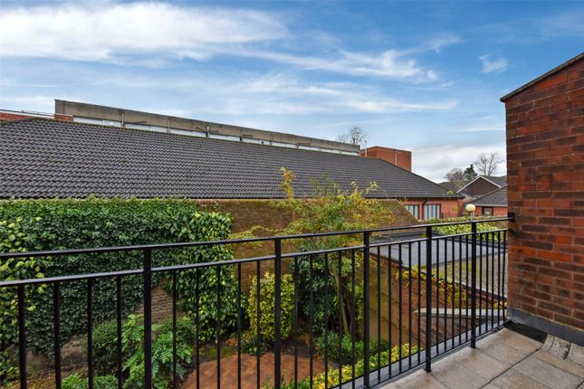 90, Fountain Gardens, Berkshire photo 4