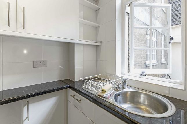 Flat 41, Ashley Court, Morpeth Terrace, London photo 3