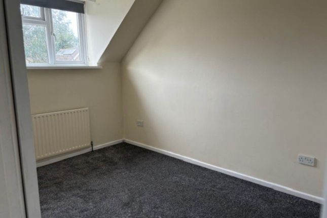 4, Beverley Close, Arundel photo 5