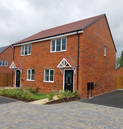 End terrace house for sale in Paradise Way, Kidderminster