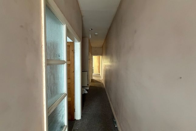 86, Trent Boulevard, Nottingham photo 3