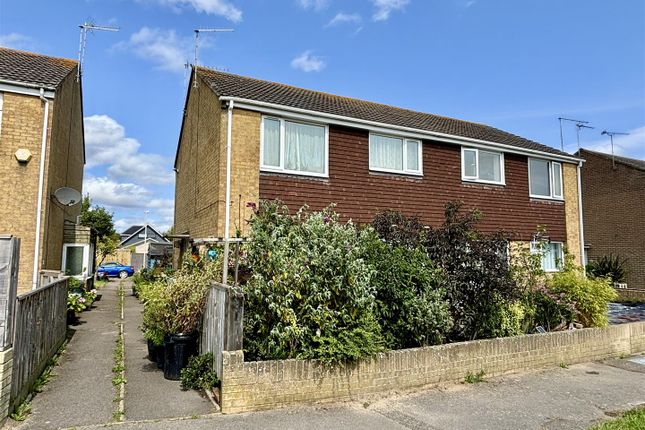 Thumbnail Flat for sale in Dawkins Road, Hamworthy, Poole