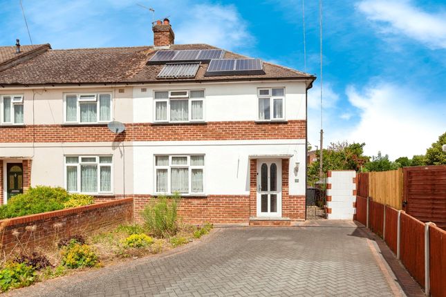 Thumbnail End terrace house for sale in Blumfield Crescent, Burnham, Slough