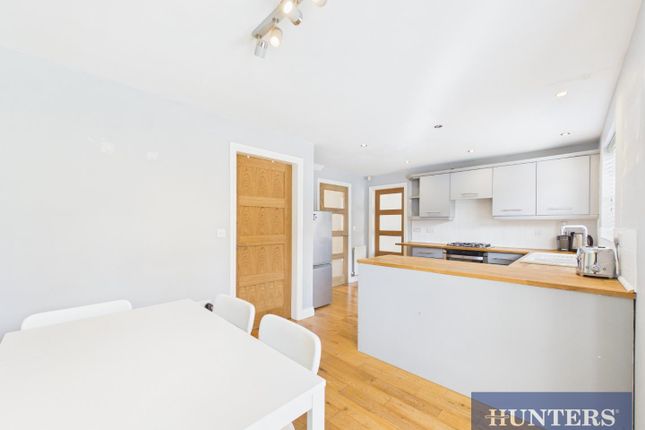 6, Cotterdale Close, Bridlington photo 3