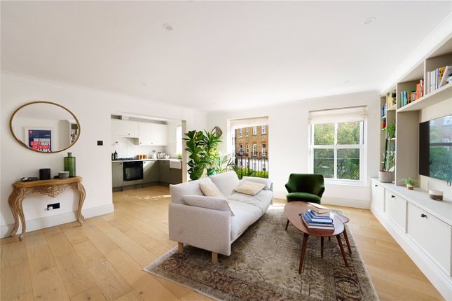 9, Byron Mews, London photo 3