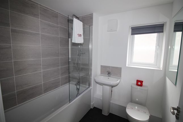 Property to rent in Thimble Street, Coggeshall, Colchester