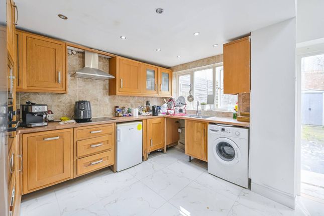 Terraced house for sale in First Avenue, Queen's Park, London