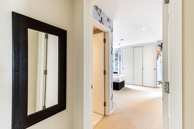 56, Hardwicks Square (Block 2), London photo 5