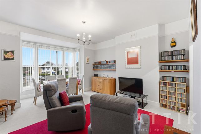 Flat 4 The Limes, London Road, Halesworth photo 2