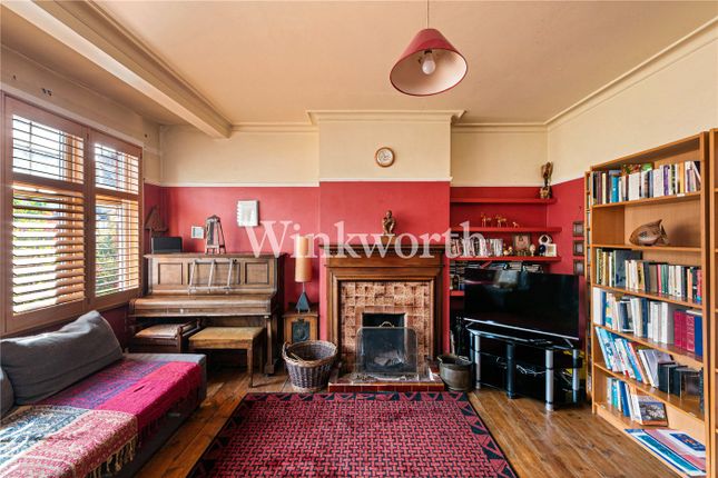 21, Sandringham Road, London photo 2