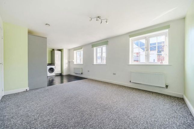 Flat for sale in Grange Drive, High Wycombe