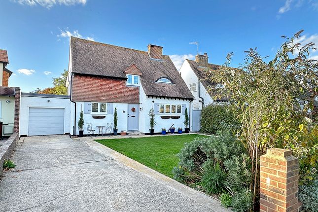 Thumbnail Cottage for sale in Apple Grove, Aldwick Bay Estate, Aldwick, West Sussex